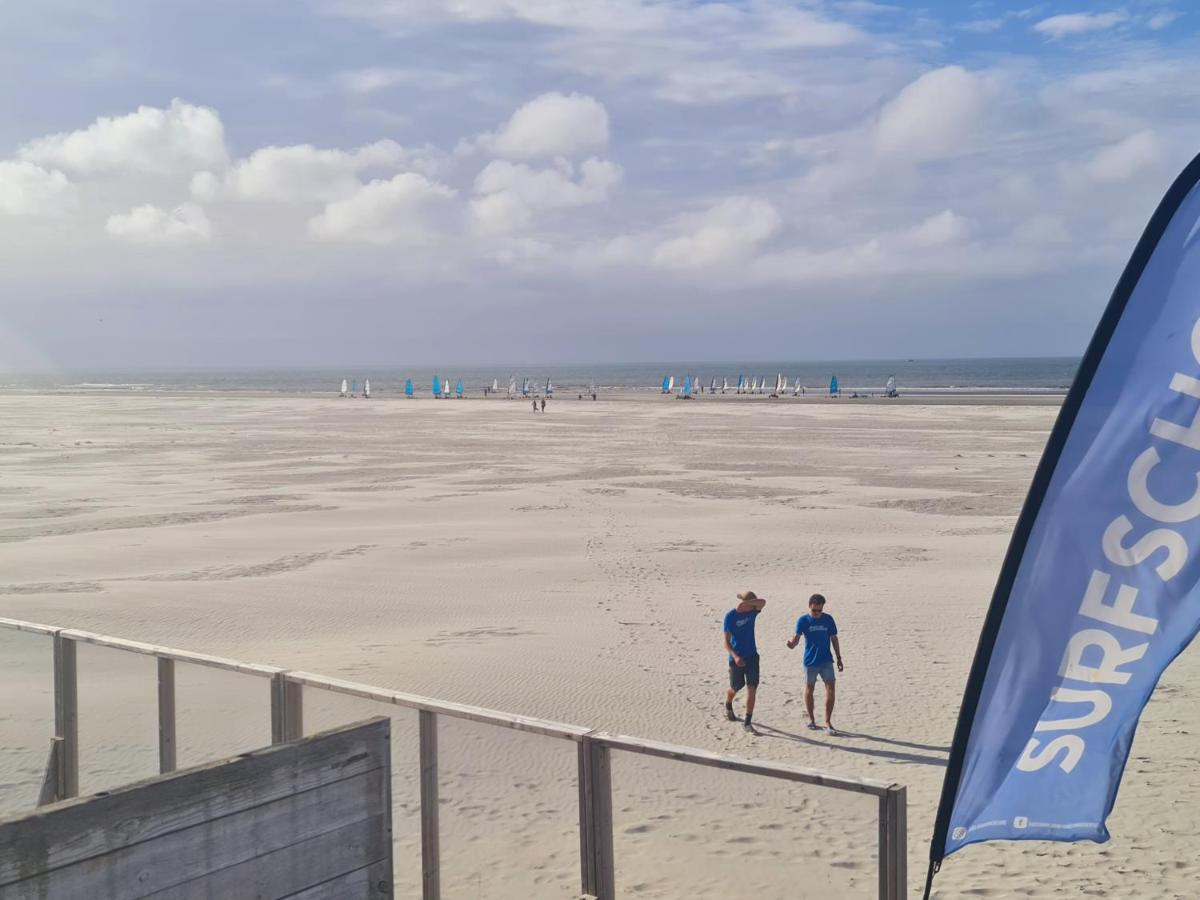 Vila Blomsteech Holwerd Exteriér fotografie